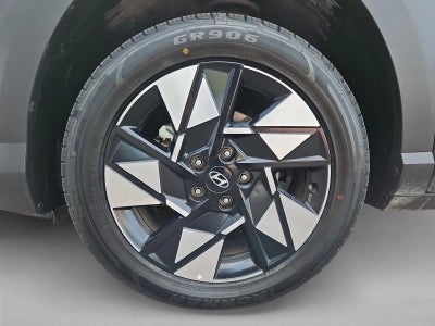 2025 Hyundai KONA SEL FWD