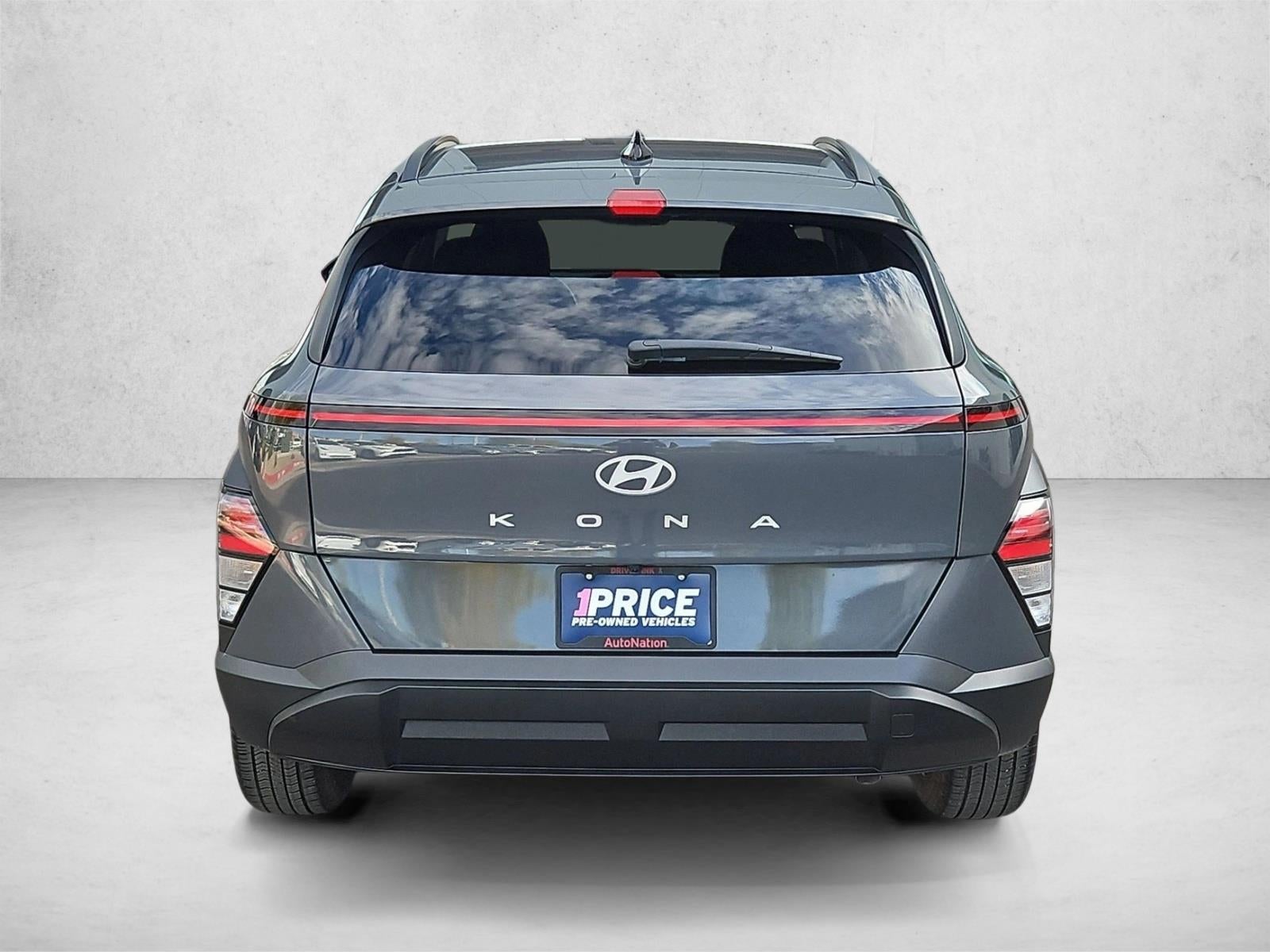 2025 Hyundai KONA SEL FWD