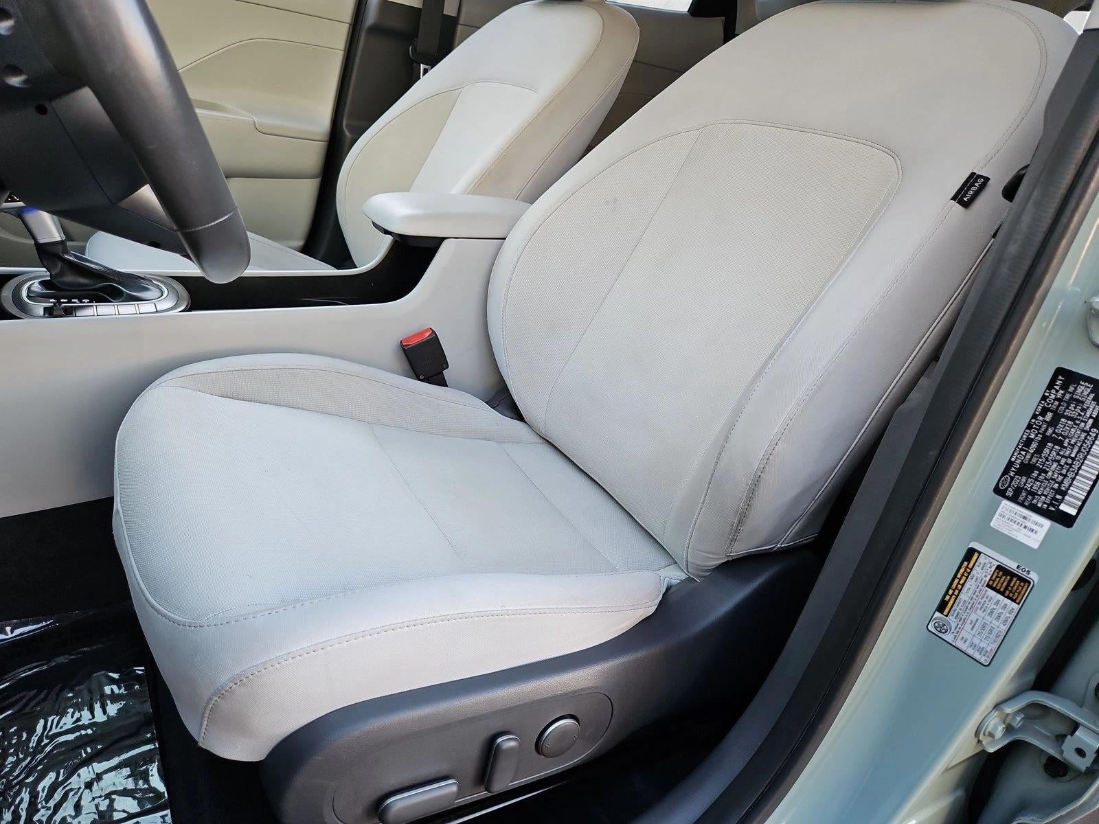 2024 Hyundai KONA SEL FWD