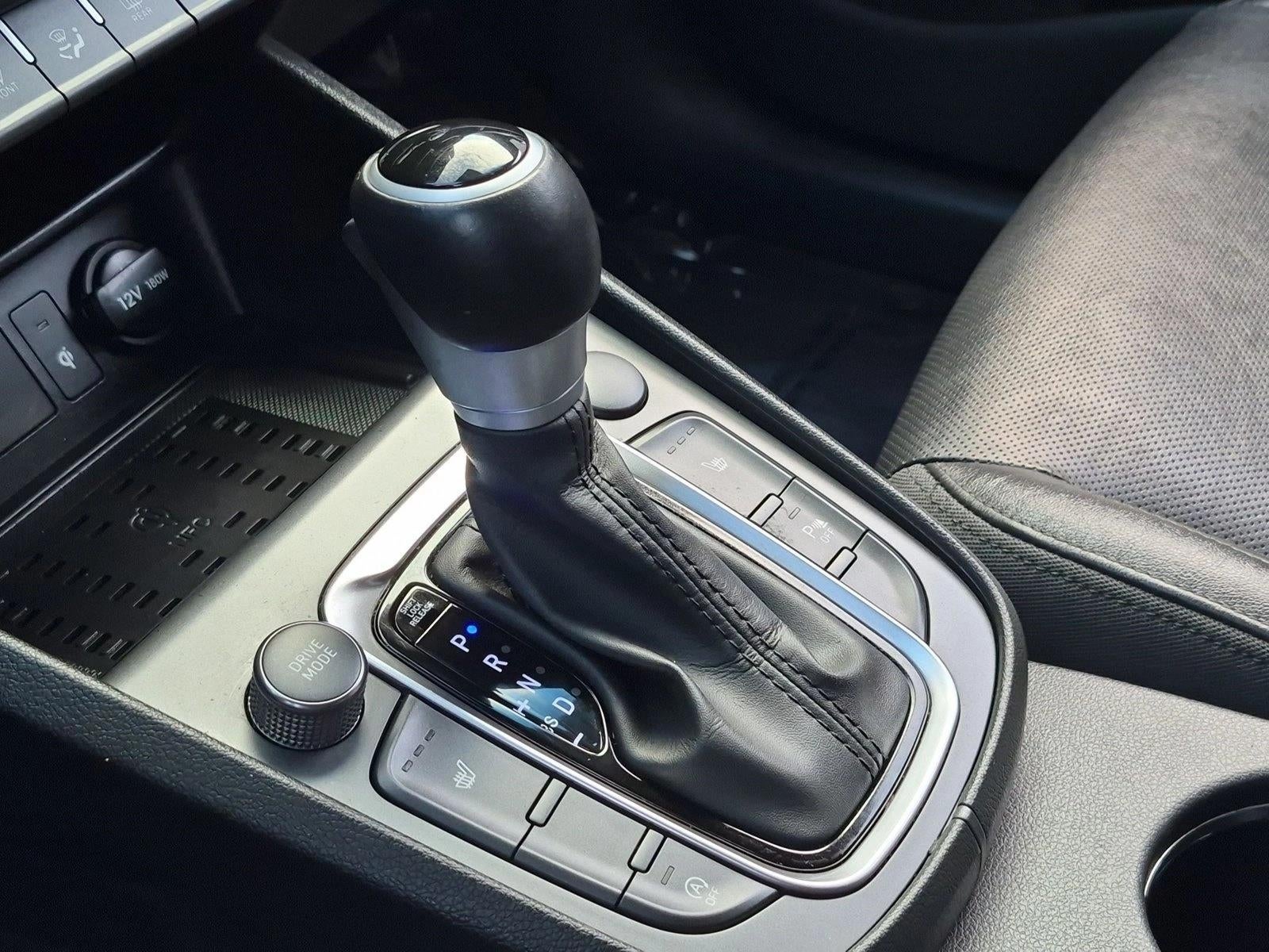 2022 Hyundai KONA Limited DCT FWD