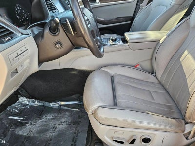 2015 Hyundai GENESIS 4dr Sdn V6 3.8L RWD