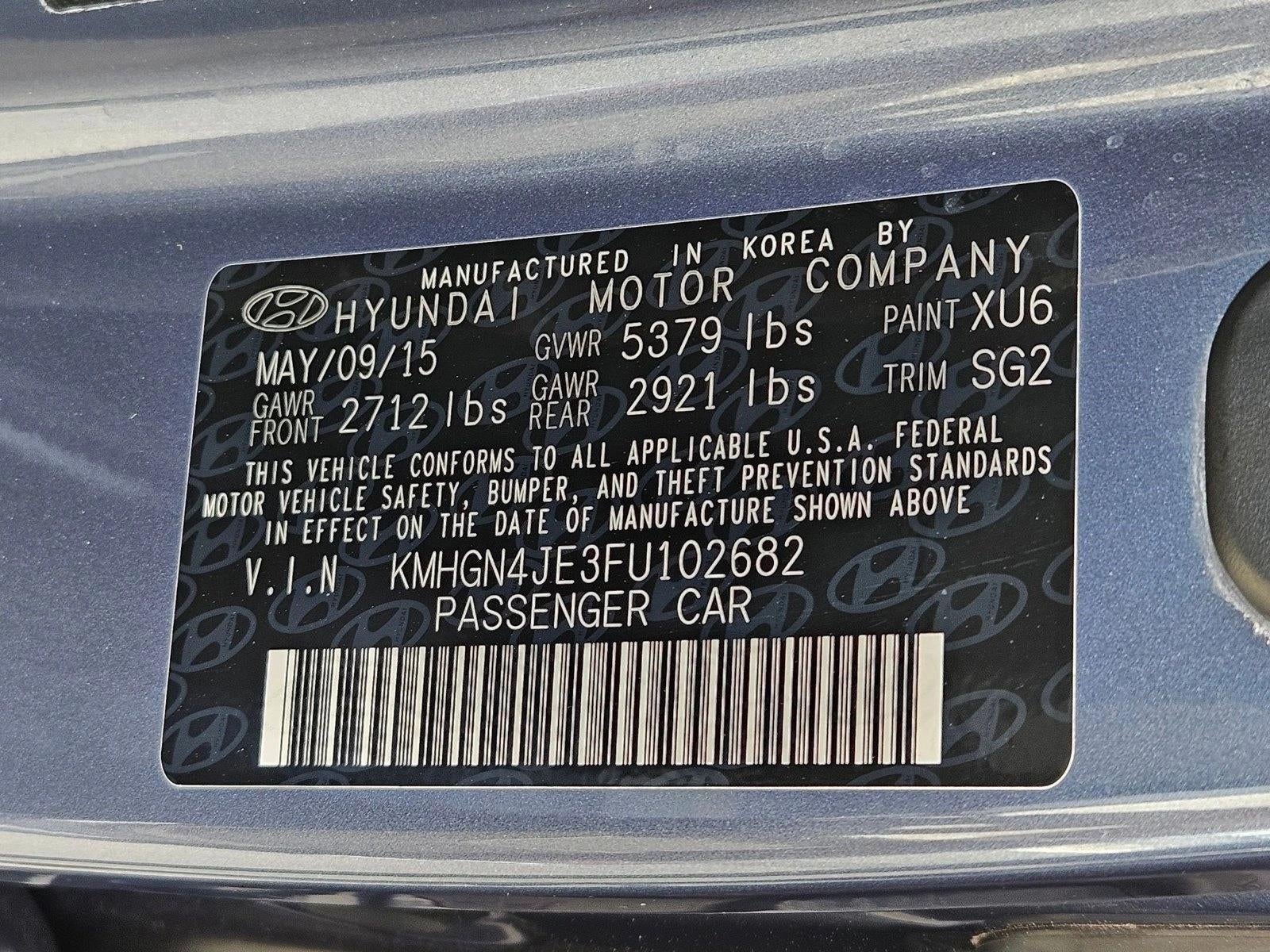 2015 Hyundai GENESIS 4dr Sdn V6 3.8L RWD