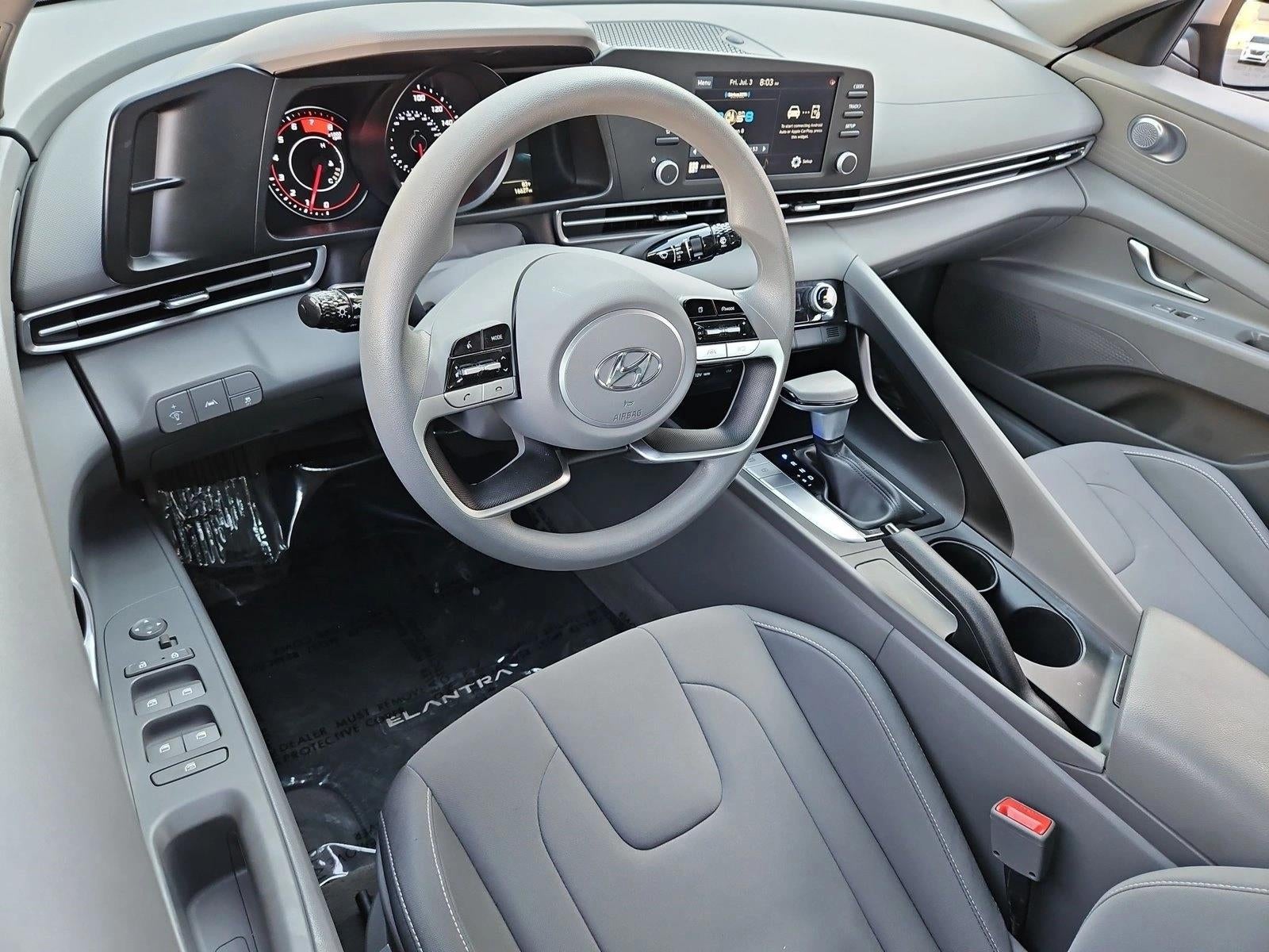 2023 Hyundai ELANTRA SEL IVT