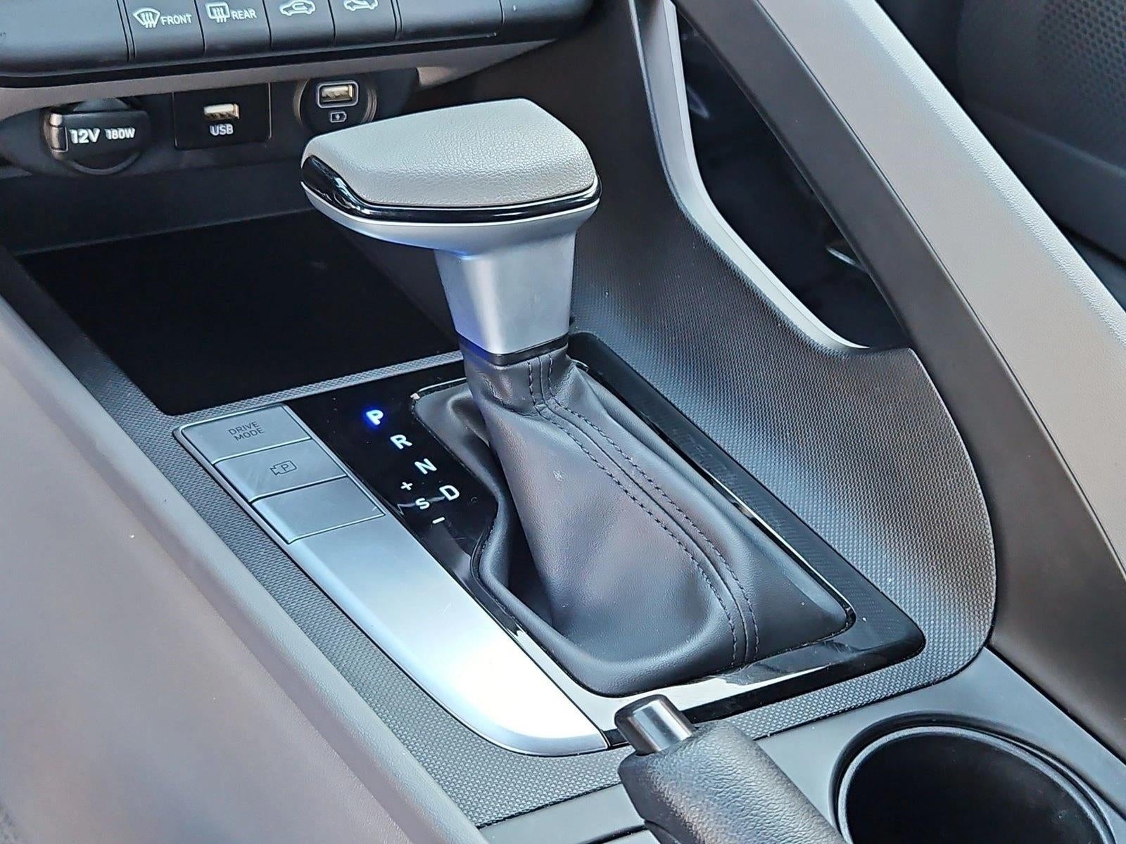 2023 Hyundai ELANTRA SEL IVT