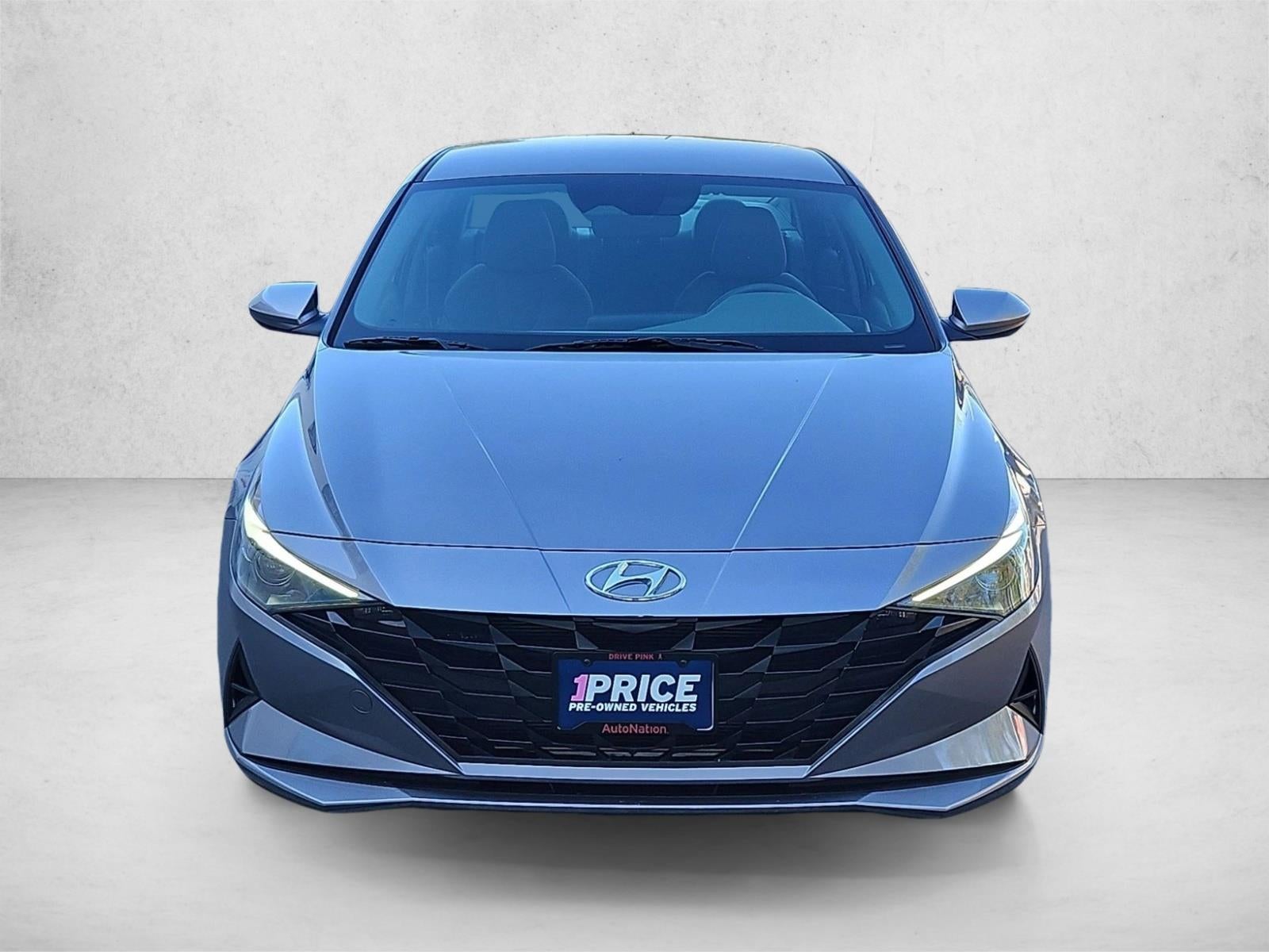 2023 Hyundai ELANTRA SEL IVT