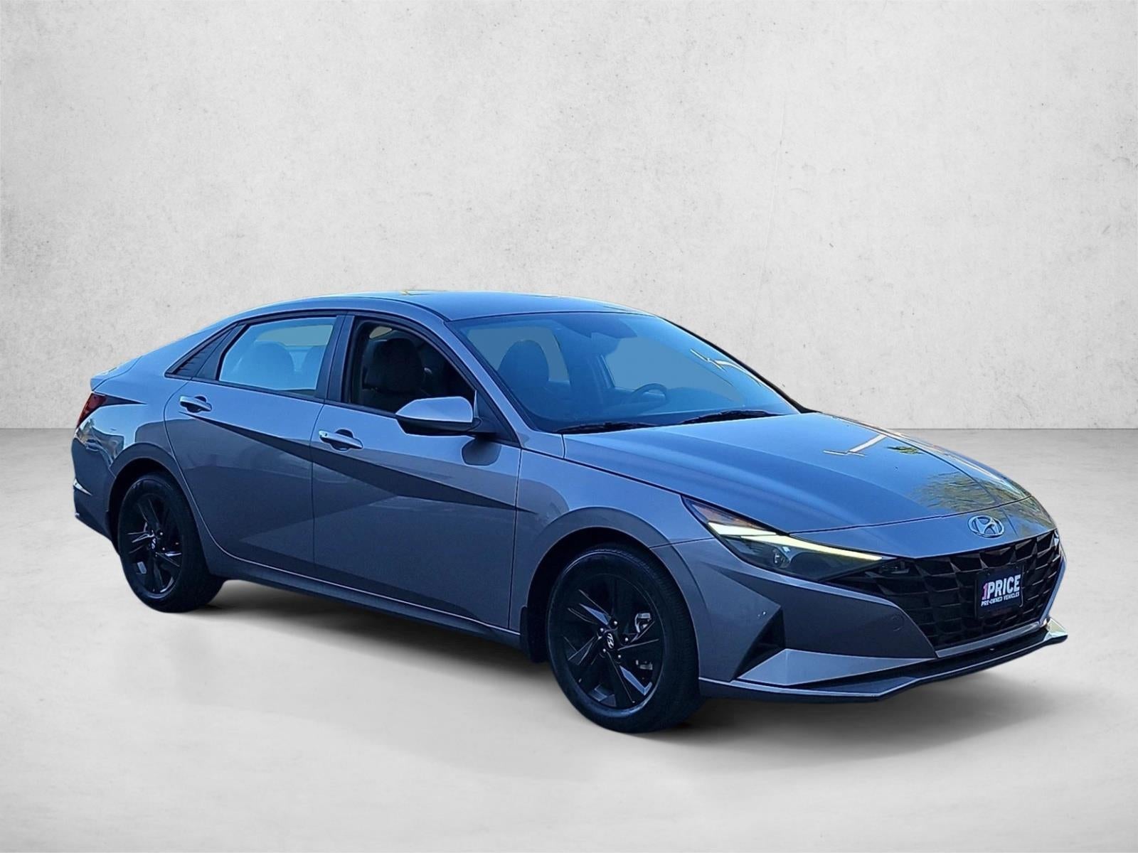 2023 Hyundai ELANTRA SEL IVT