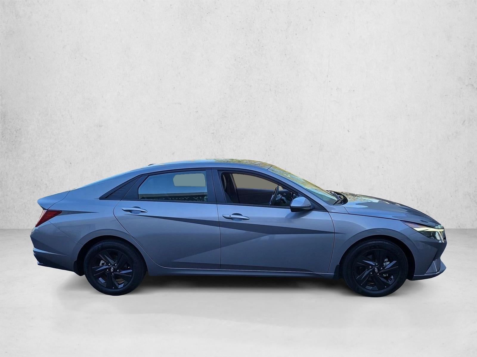 2023 Hyundai ELANTRA SEL IVT
