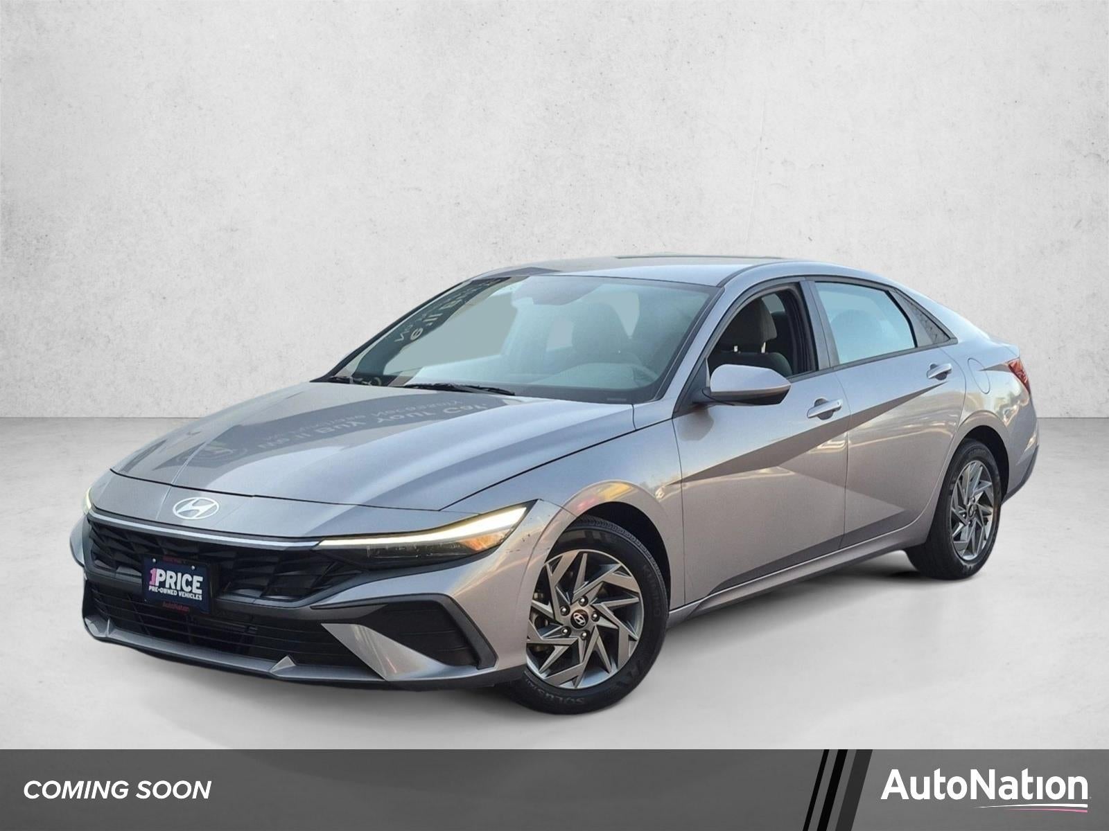 2024 Hyundai ELANTRA SEL IVT