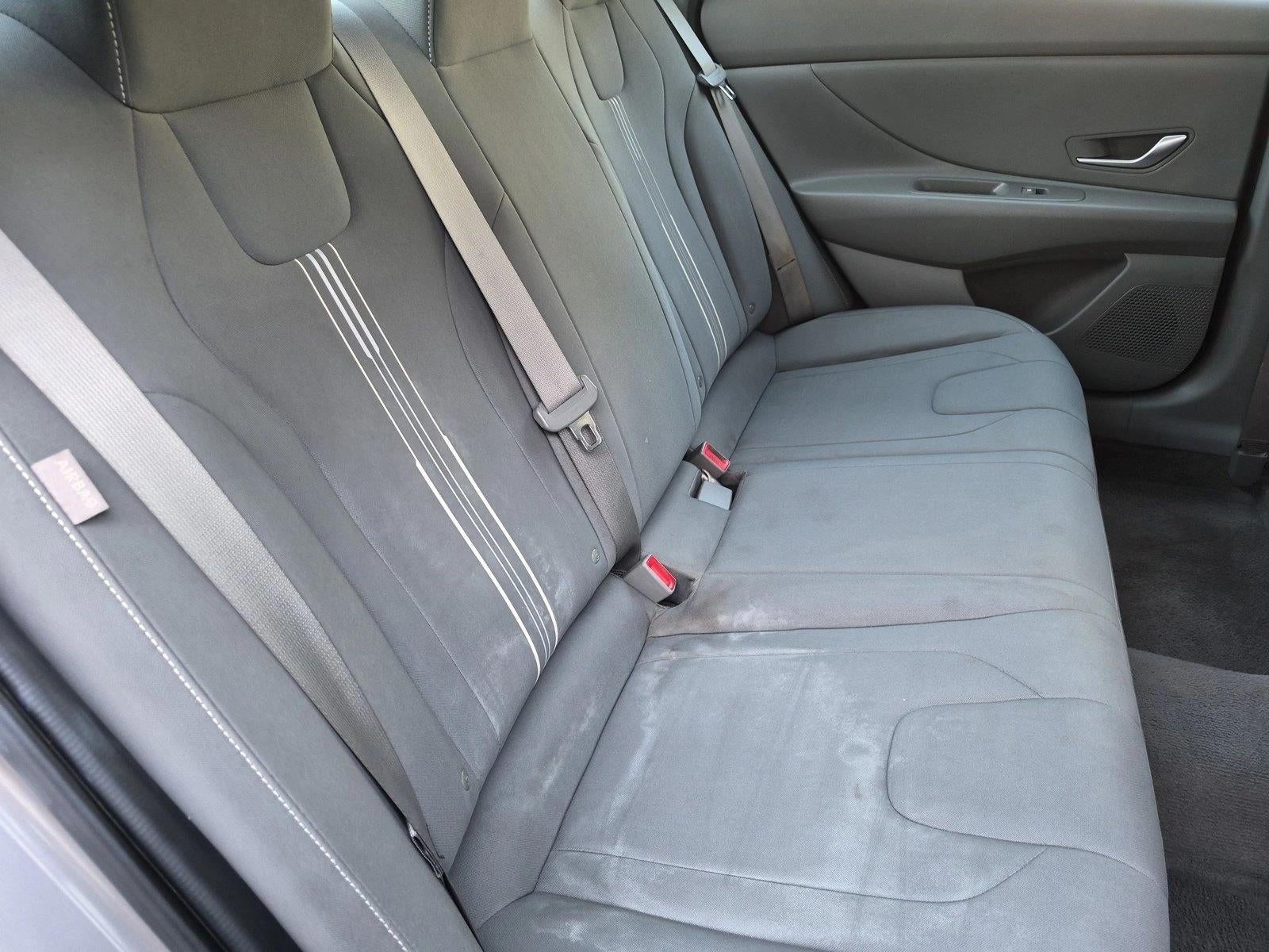 2024 Hyundai ELANTRA SEL IVT