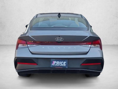 2024 Hyundai ELANTRA SEL IVT
