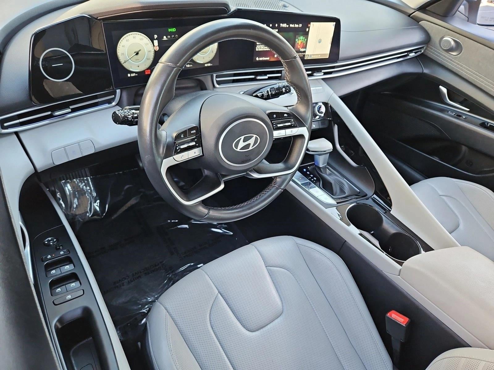 2024 Hyundai ELANTRA Limited IVT