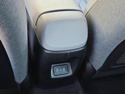 2024 Hyundai ELANTRA Limited IVT