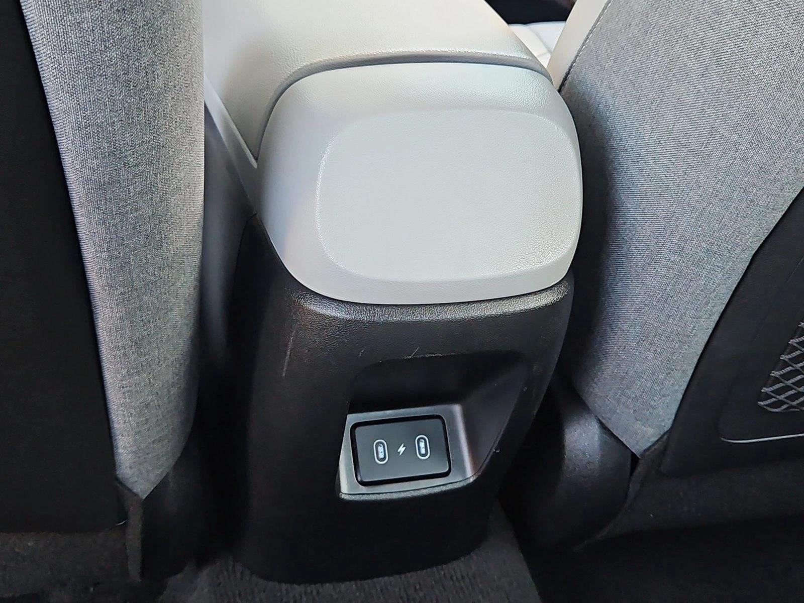 2024 Hyundai ELANTRA Limited IVT