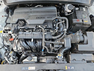 2024 Hyundai ELANTRA Limited IVT