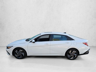 2024 Hyundai ELANTRA Limited IVT
