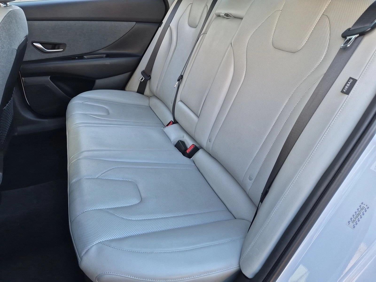 2024 Hyundai ELANTRA Limited IVT