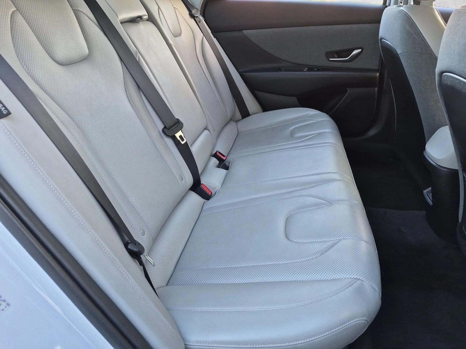 2024 Hyundai ELANTRA Limited IVT