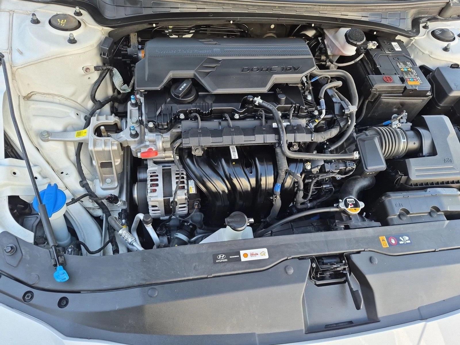 2024 Hyundai ELANTRA Limited IVT