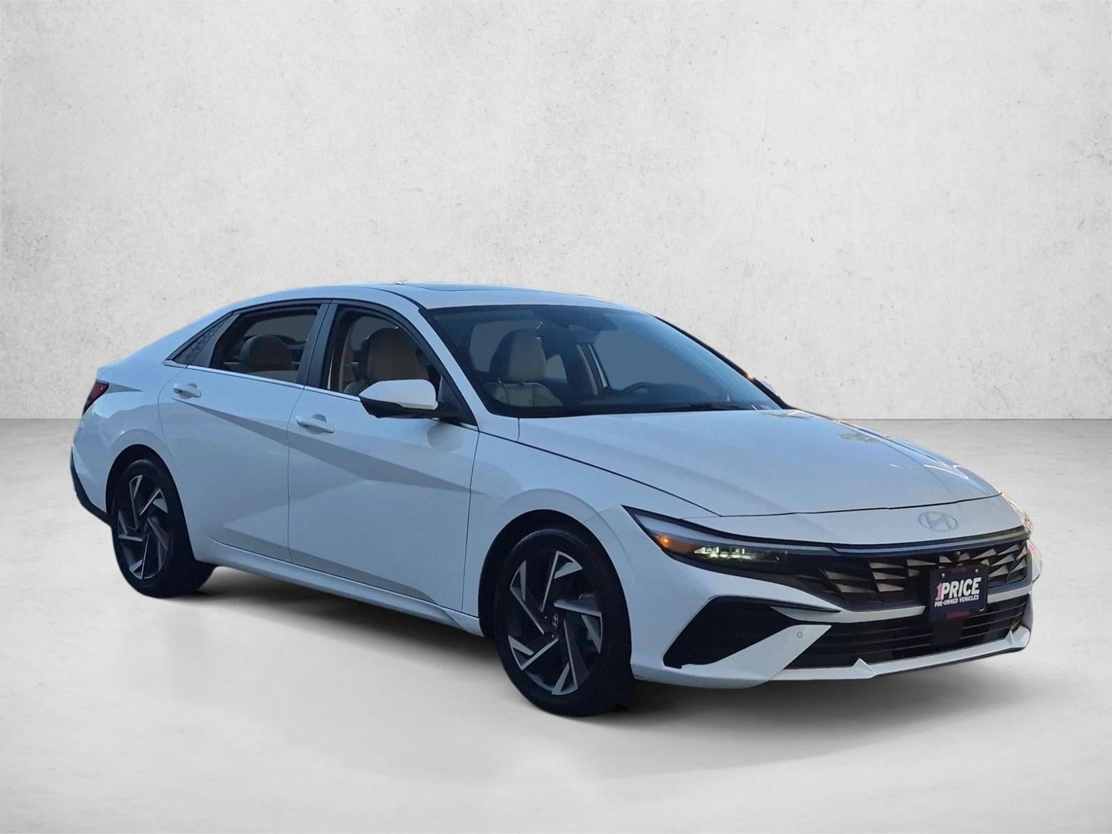 2024 Hyundai ELANTRA Limited IVT