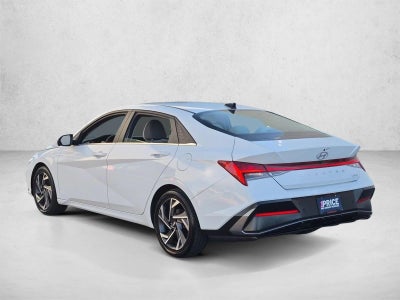 2024 Hyundai ELANTRA Limited IVT