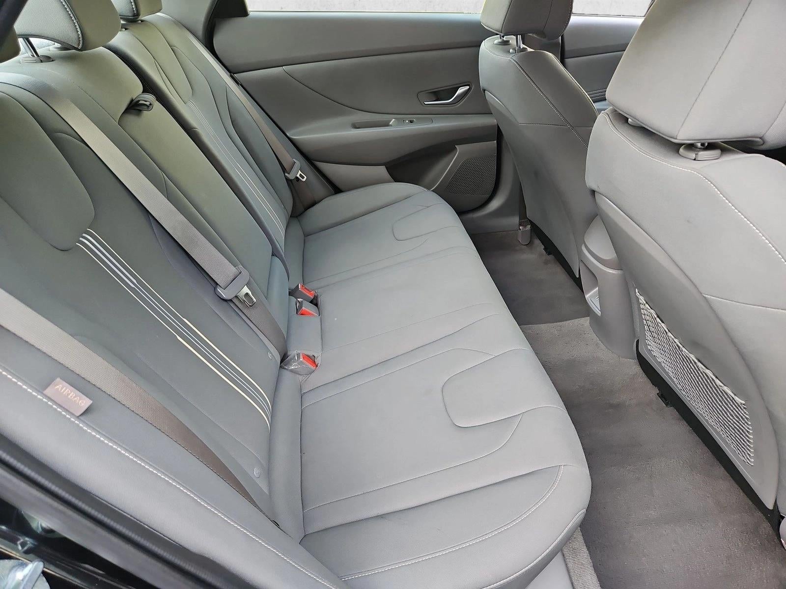 2025 Hyundai ELANTRA SEL Convenience IVT