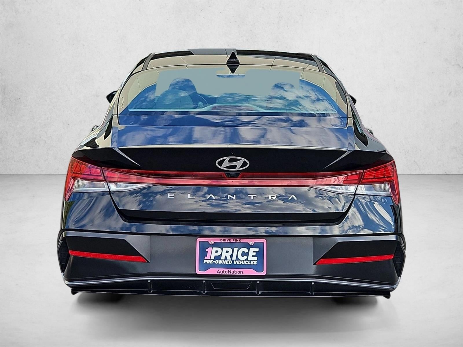 2025 Hyundai ELANTRA SEL Convenience IVT