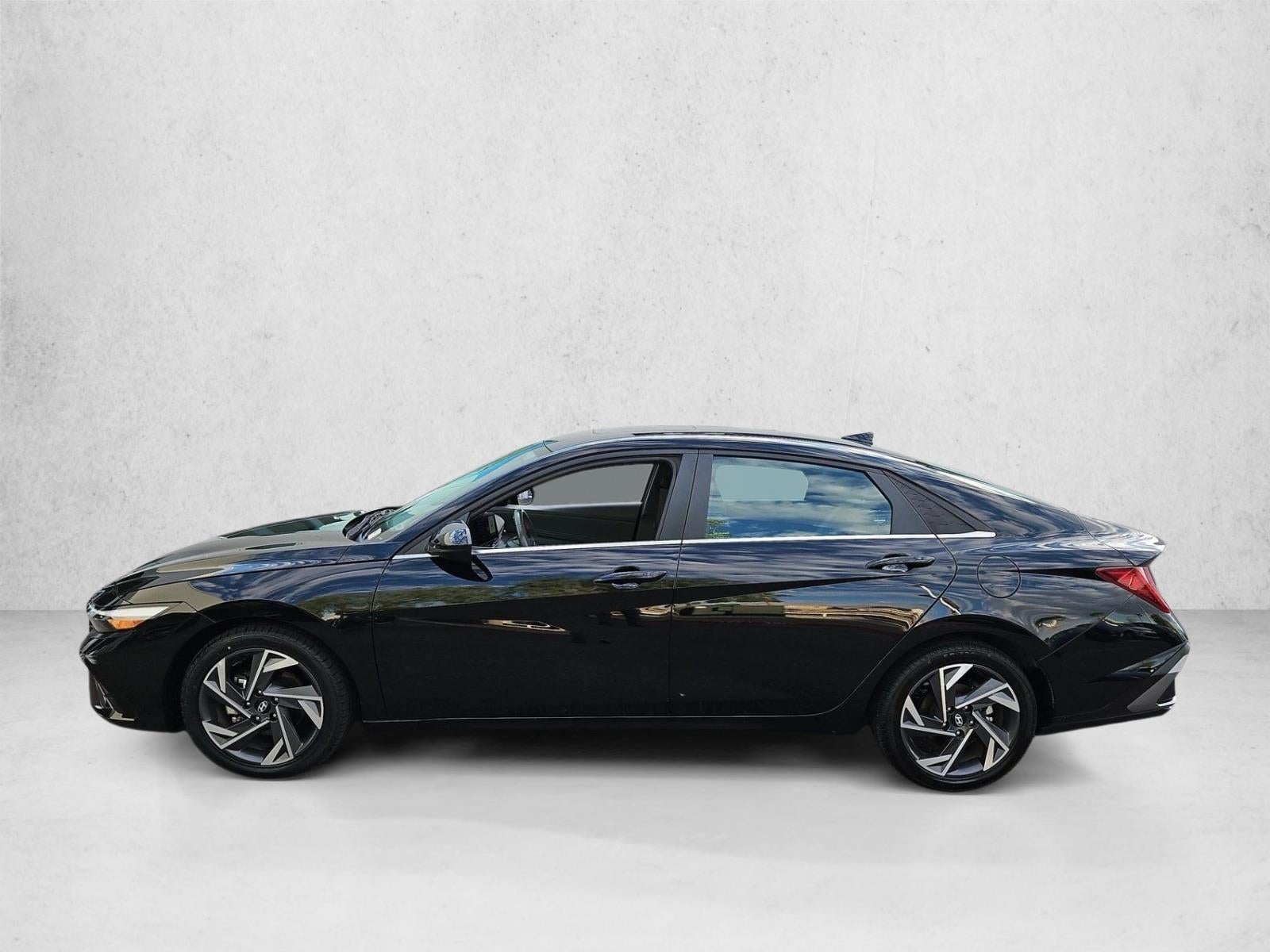 2025 Hyundai ELANTRA SEL Convenience IVT