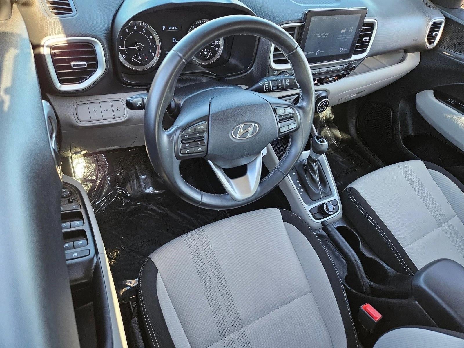 2022 Hyundai VENUE SEL IVT