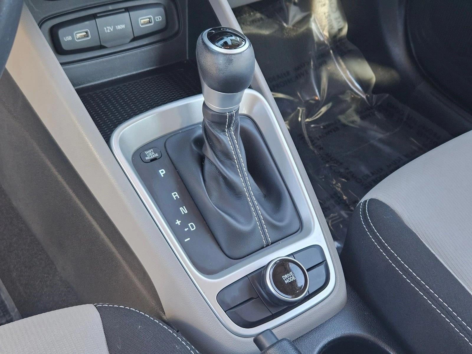 2022 Hyundai VENUE SEL IVT