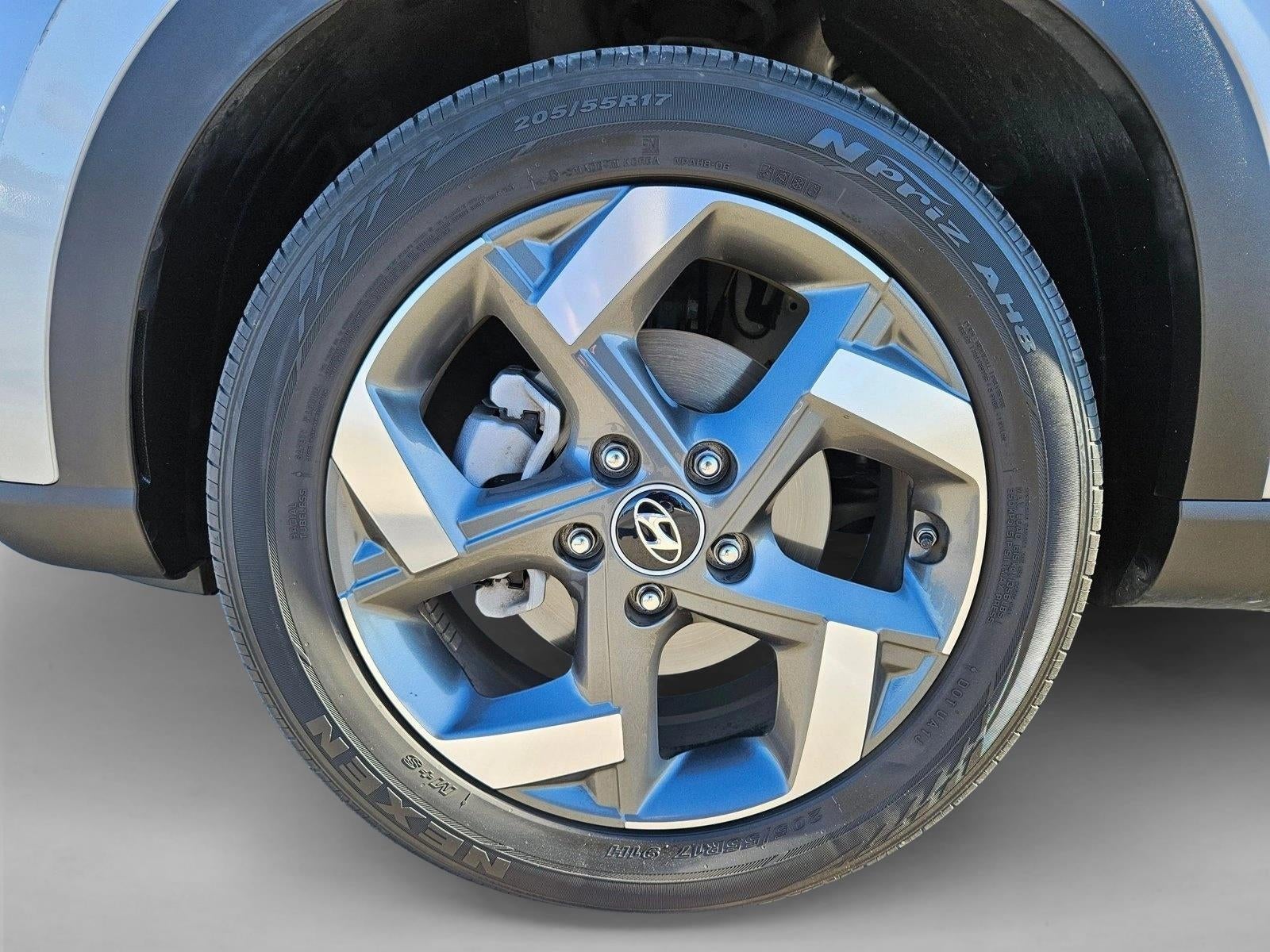 2022 Hyundai VENUE SEL IVT