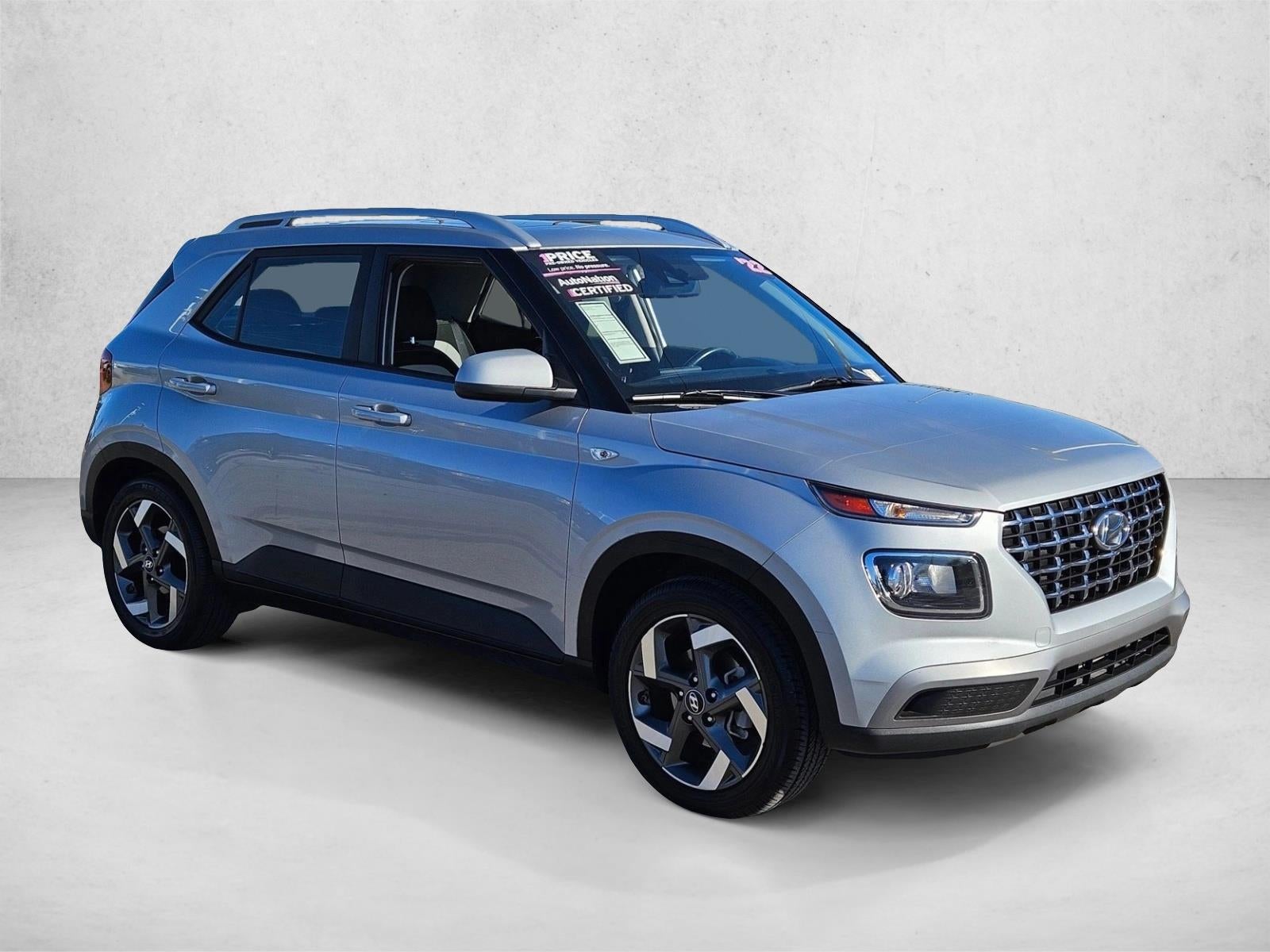 2022 Hyundai VENUE SEL IVT
