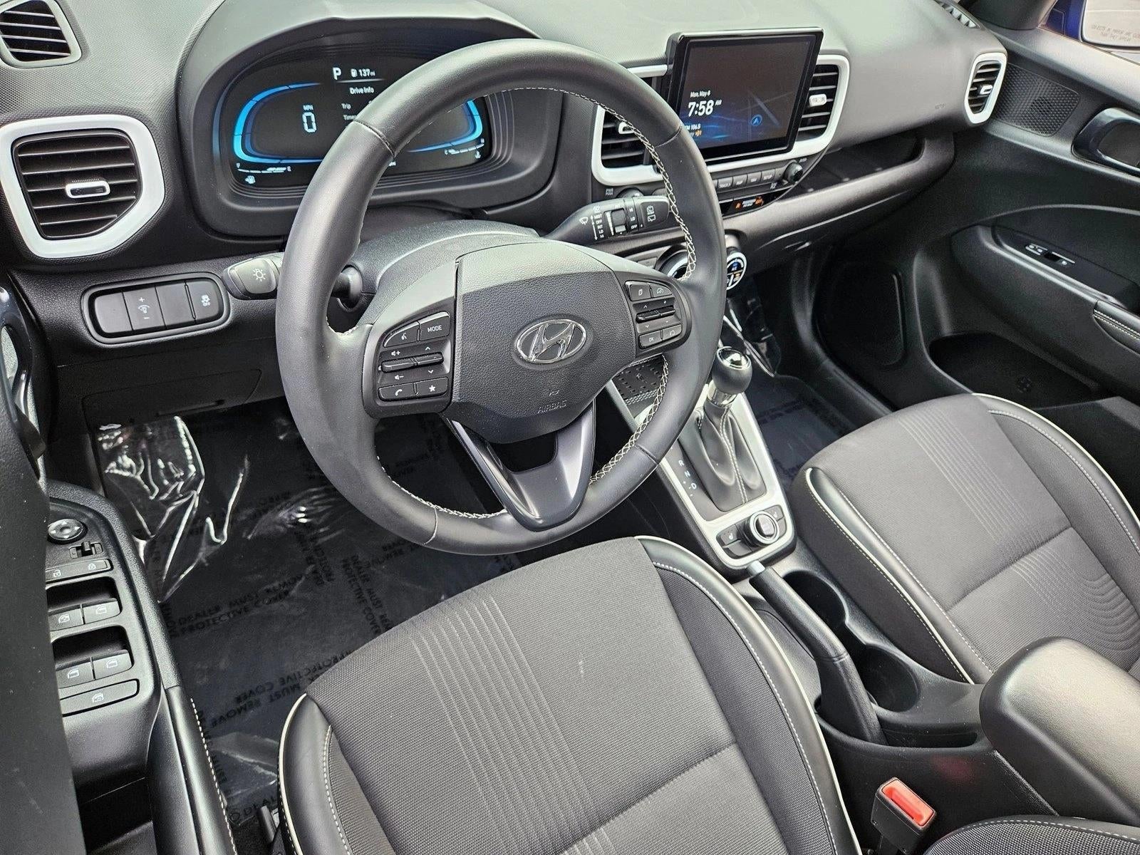 2025 Hyundai VENUE Limited IVT