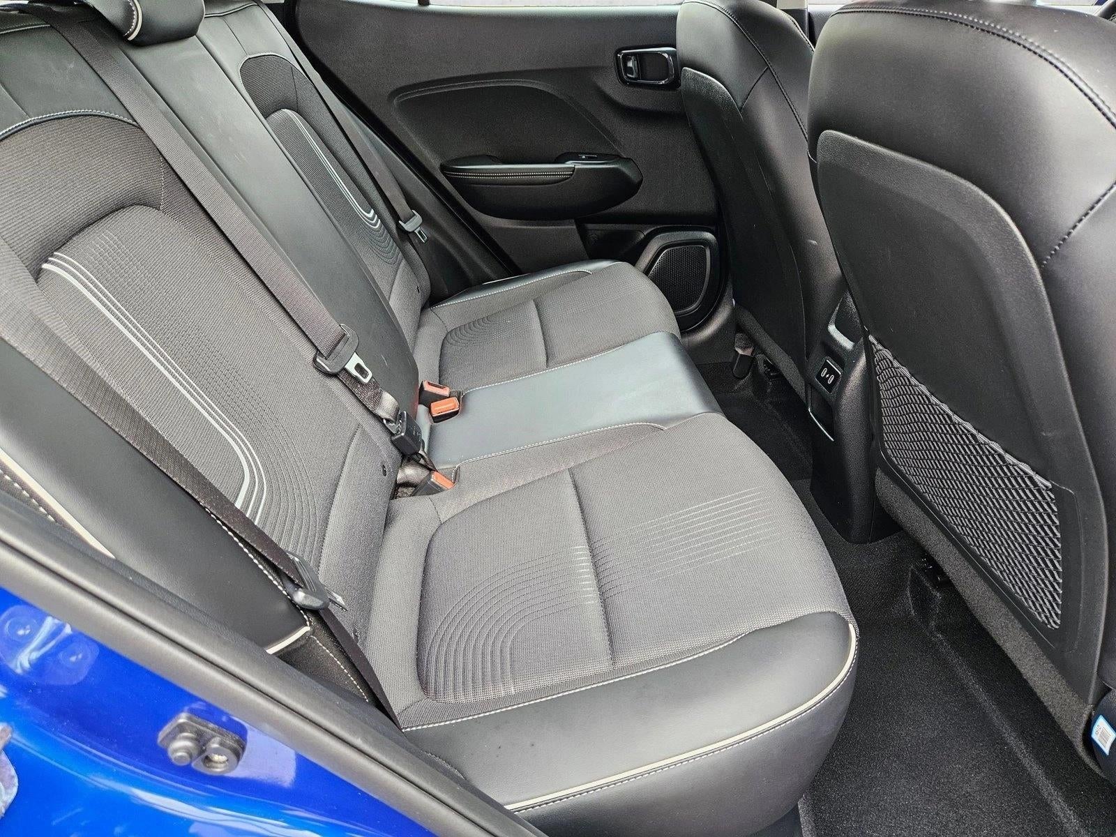 2025 Hyundai VENUE Limited IVT
