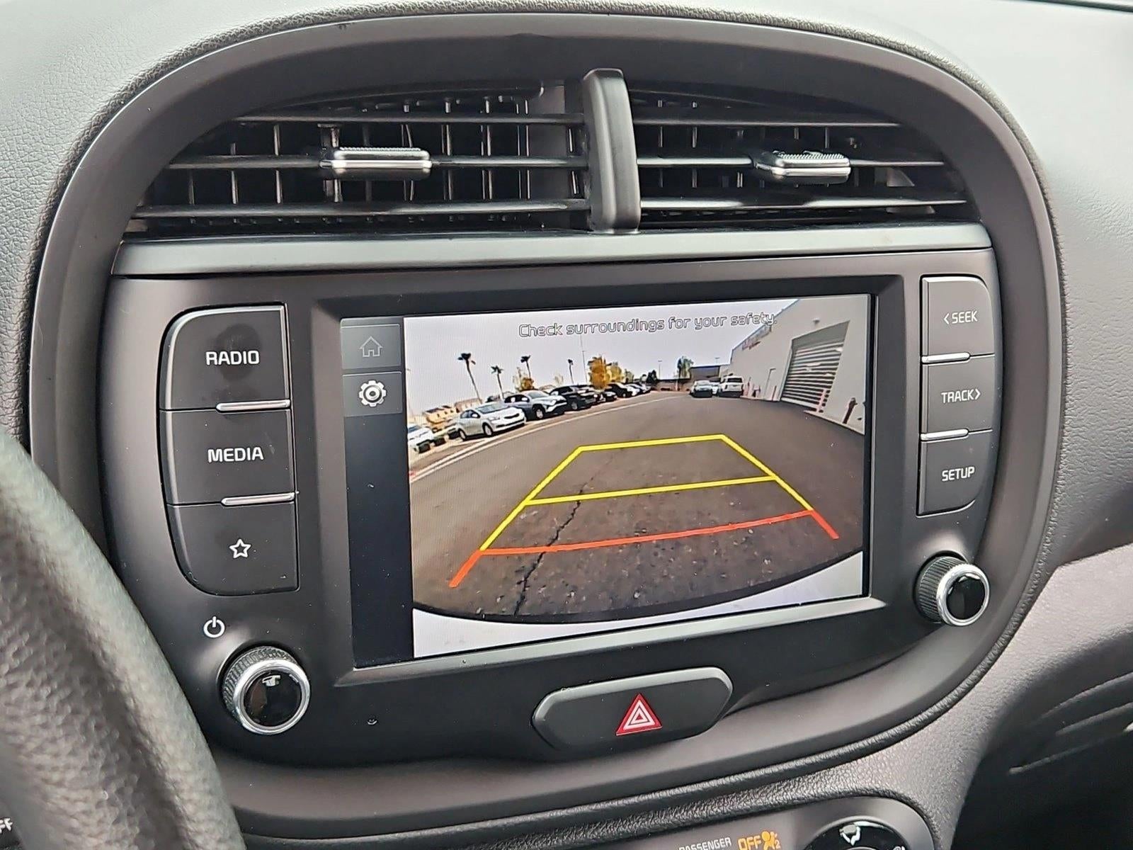2023 Kia Soul LX IVT