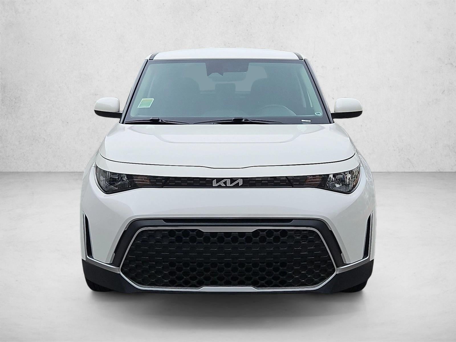 2023 Kia Soul LX IVT