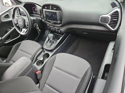 2023 Kia Soul LX IVT