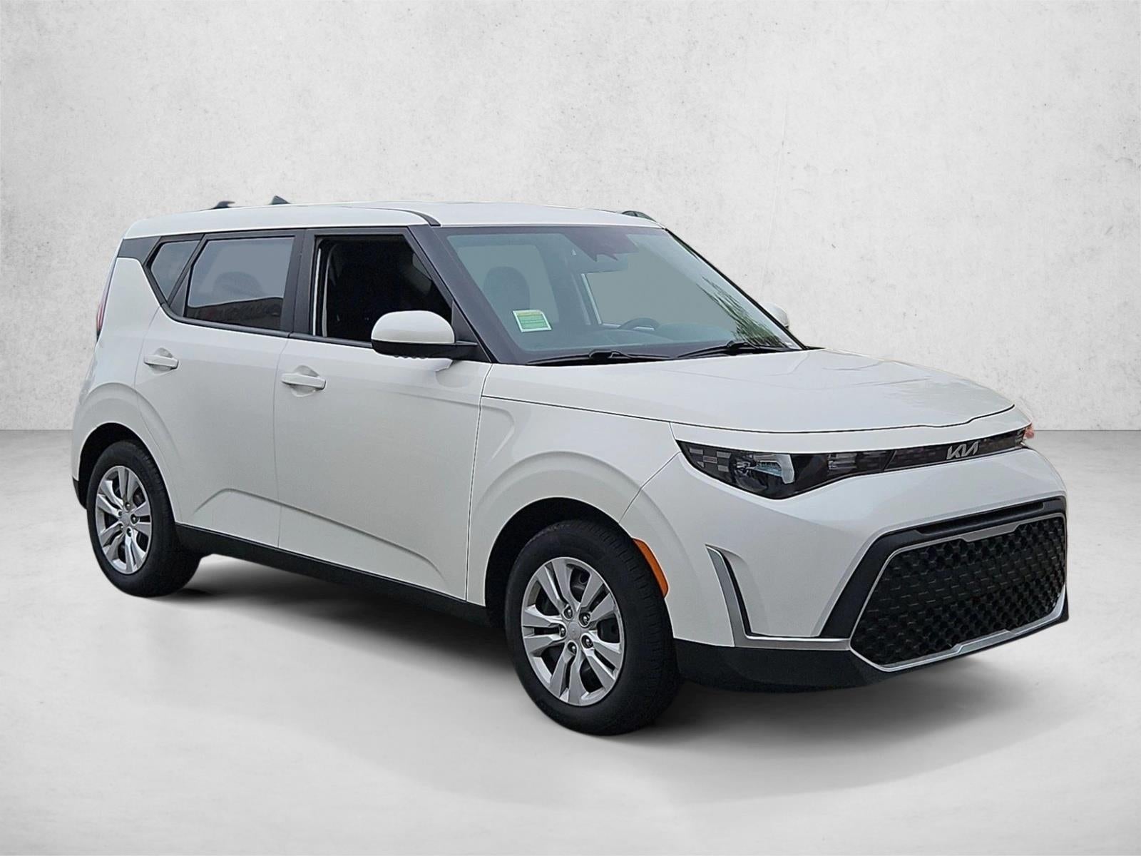 2023 Kia Soul LX IVT