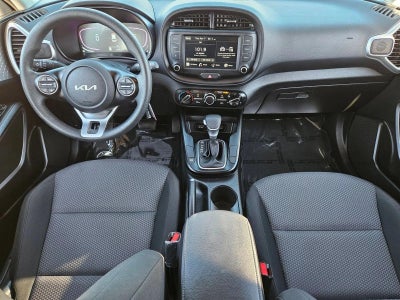 2025 Kia Soul LX FWD