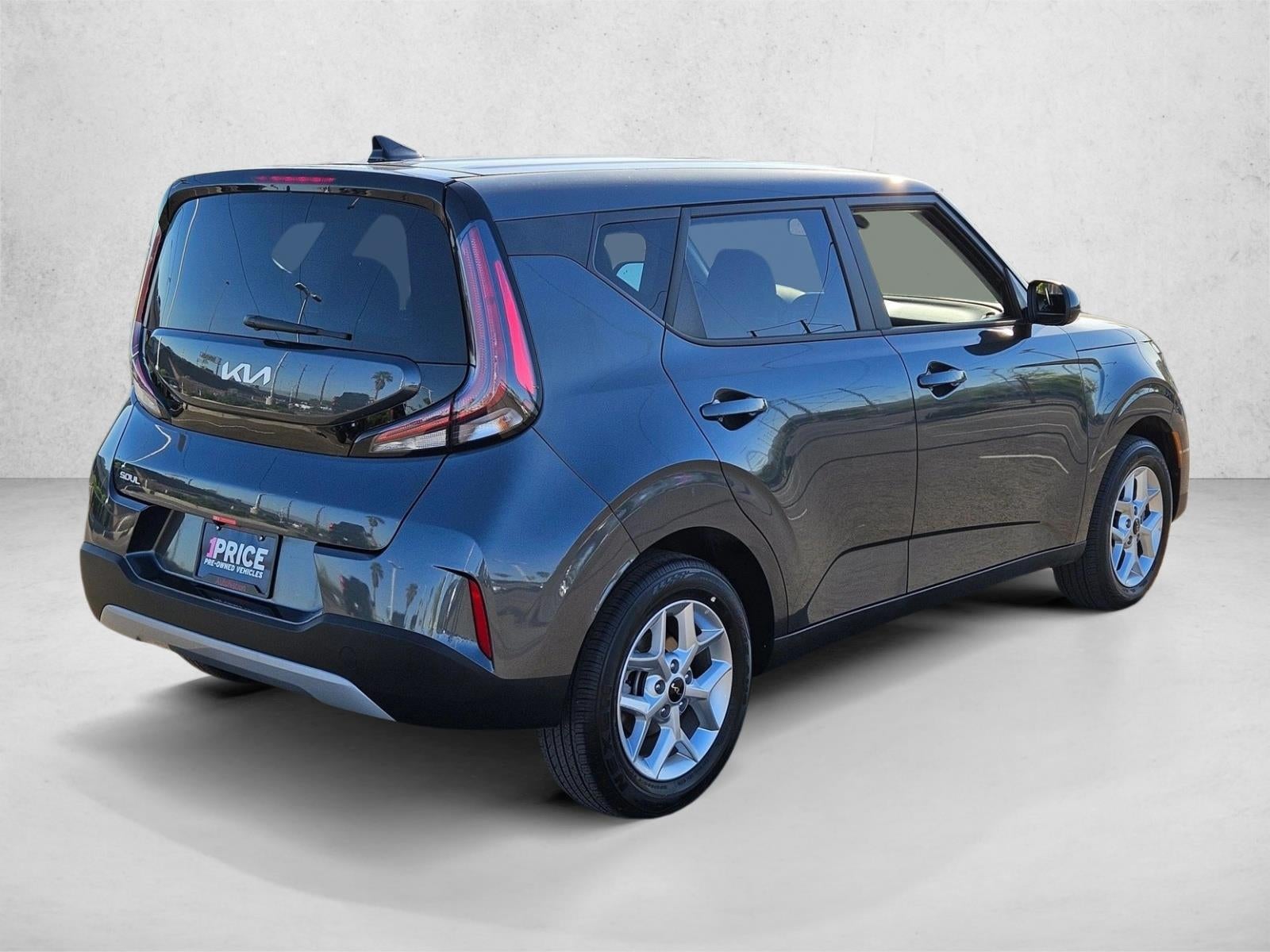 2025 Kia Soul LX FWD