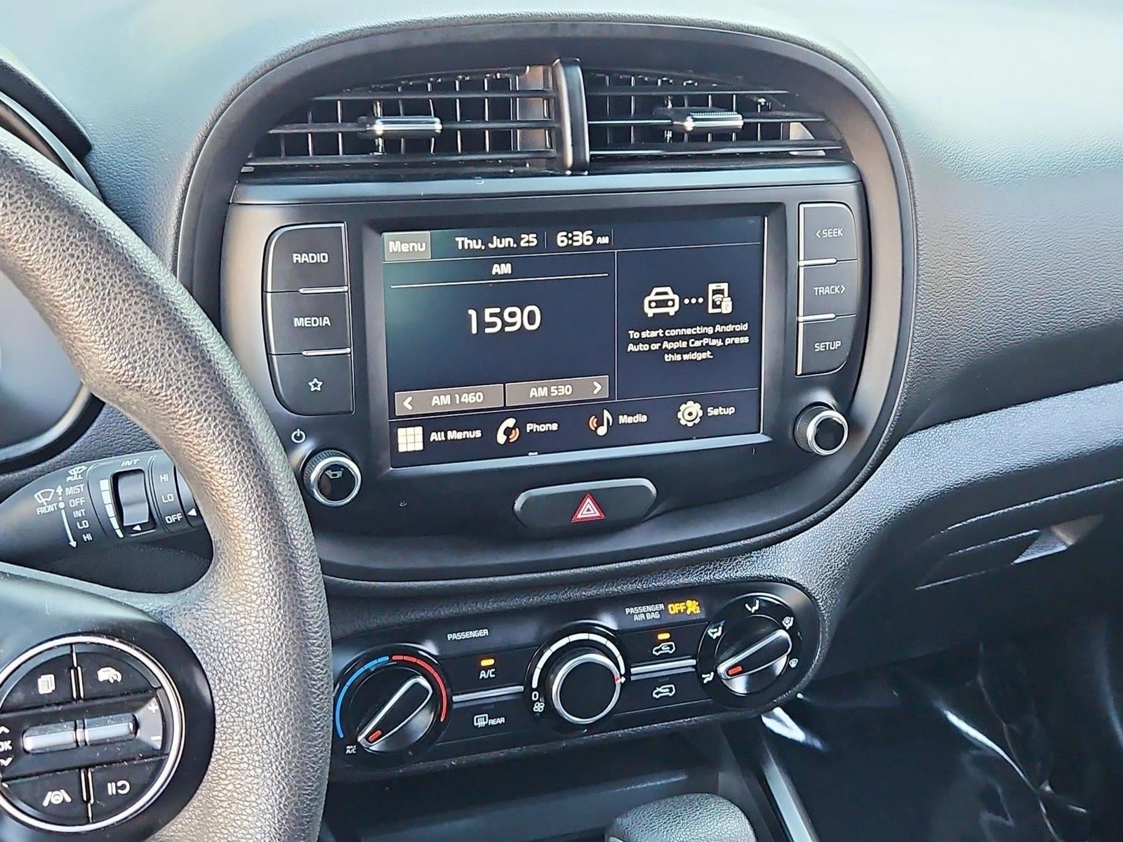 2024 Kia Soul LX IVT