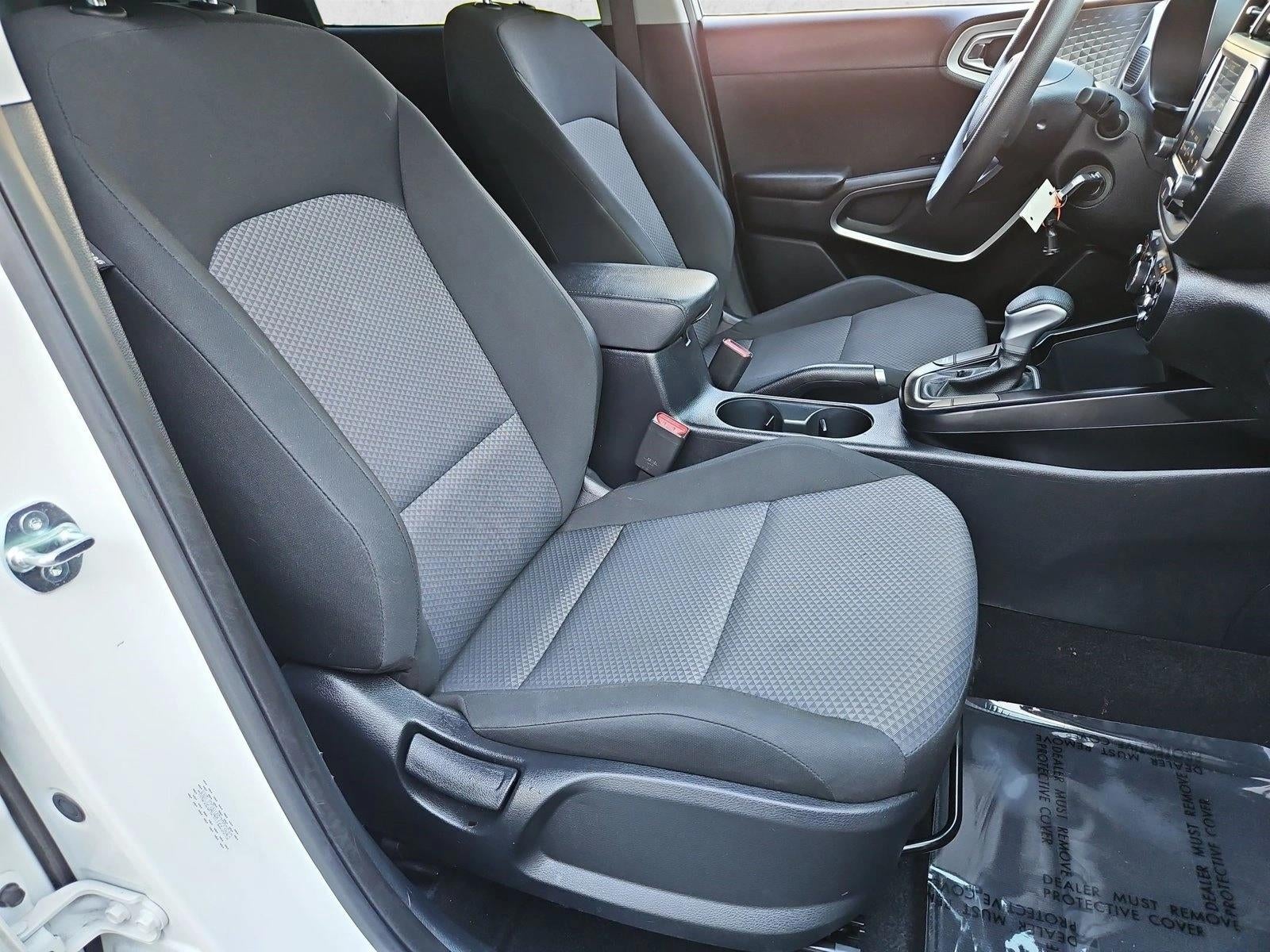 2024 Kia Soul LX IVT