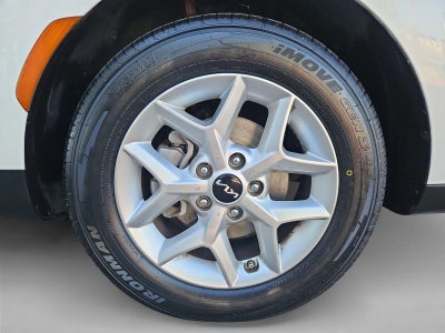 2024 Kia Soul LX IVT