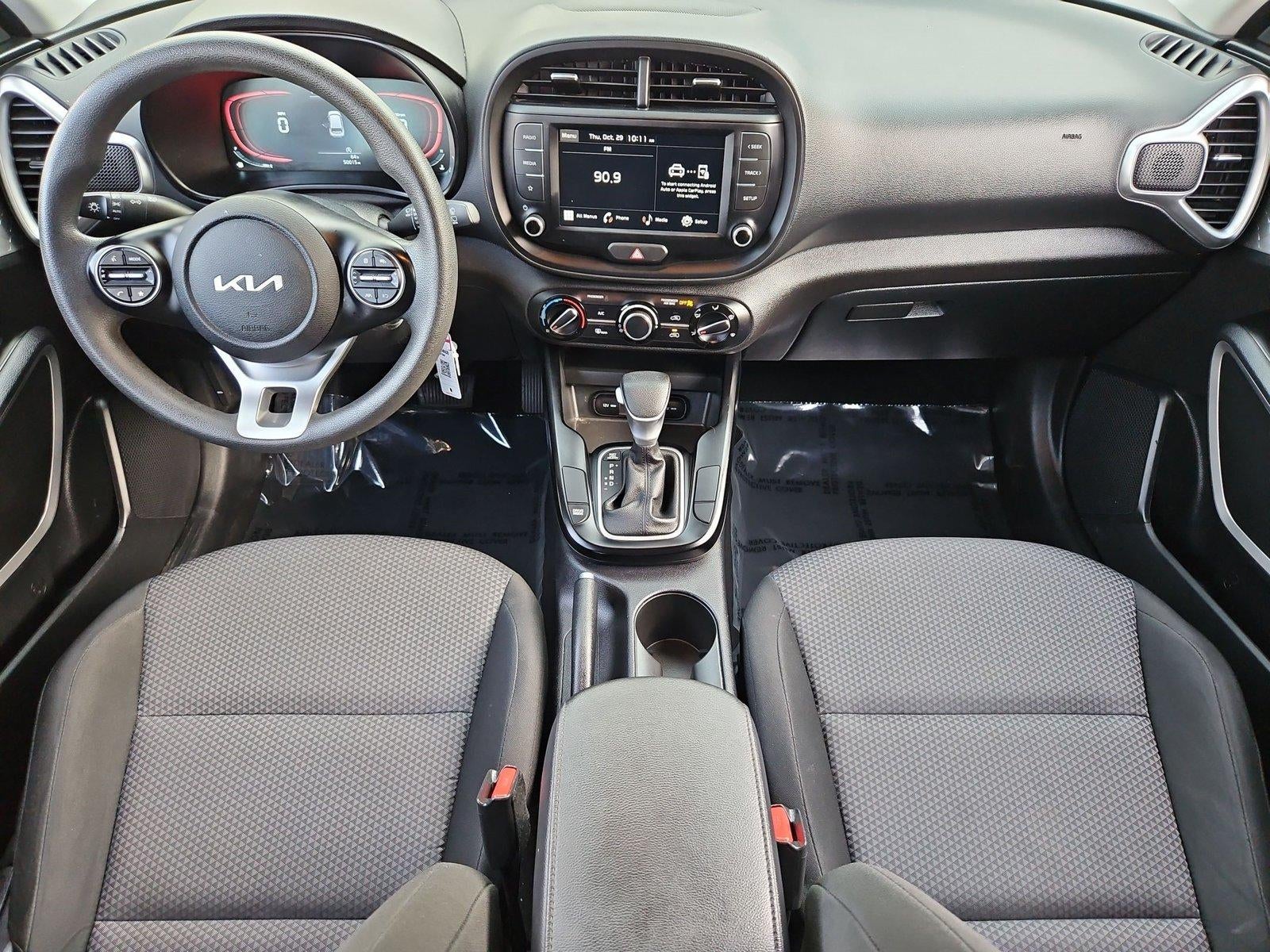 2024 Kia Soul LX IVT
