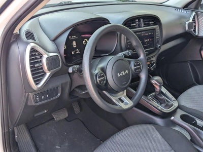 2024 Kia Soul LX IVT