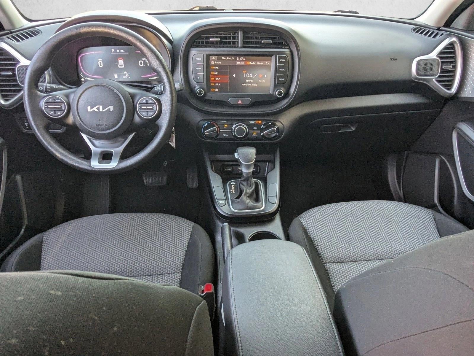 2024 Kia Soul LX IVT