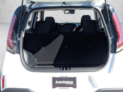 2024 Kia Soul LX IVT