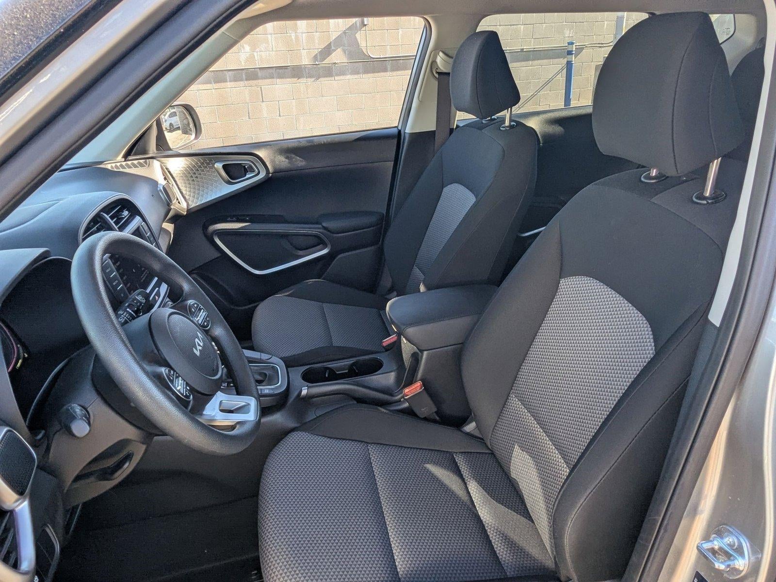 2025 Kia Soul LX FWD