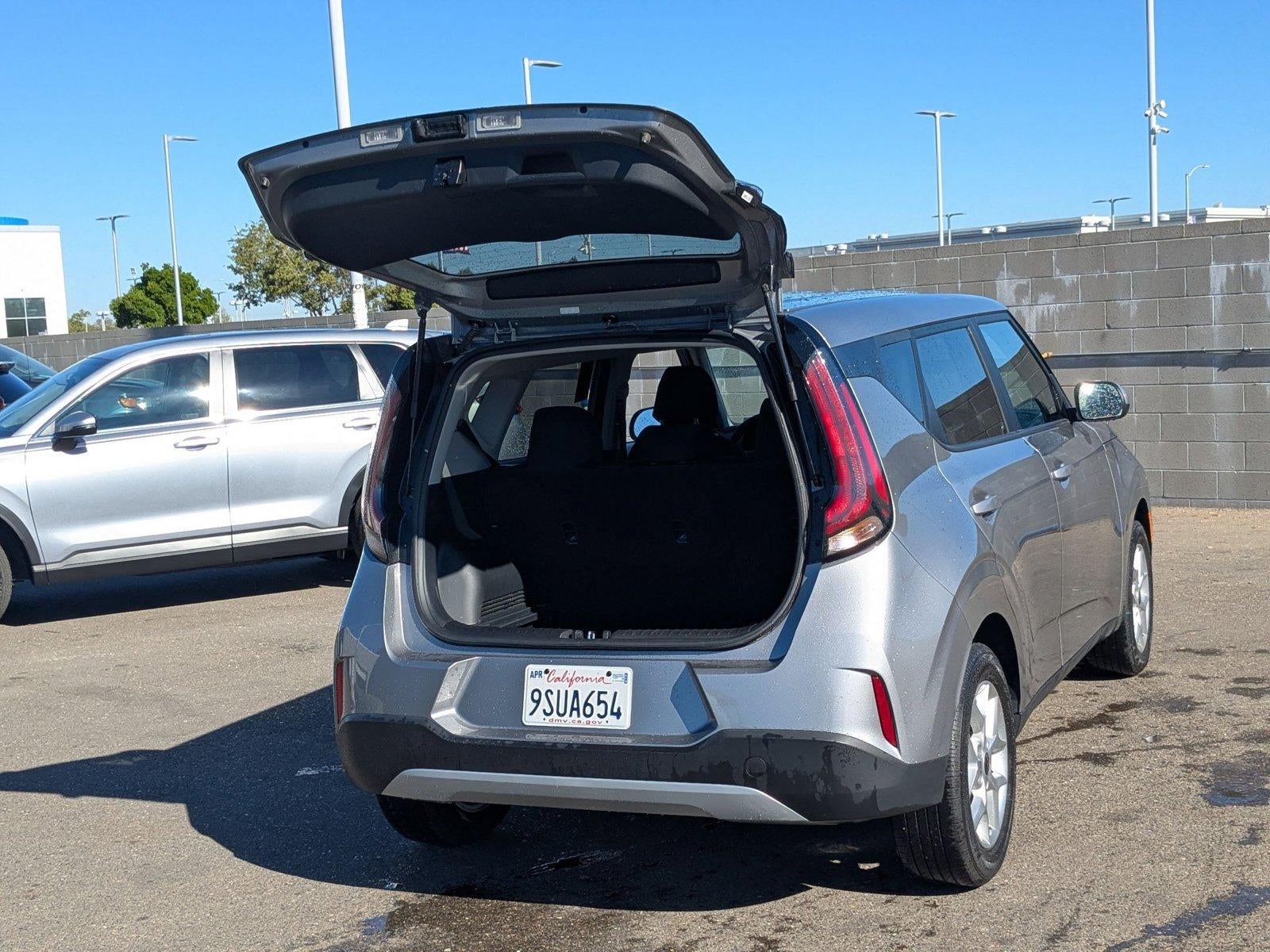 2025 Kia Soul LX FWD