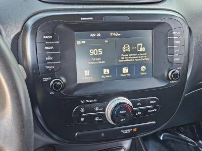 2019 Kia Soul + Auto