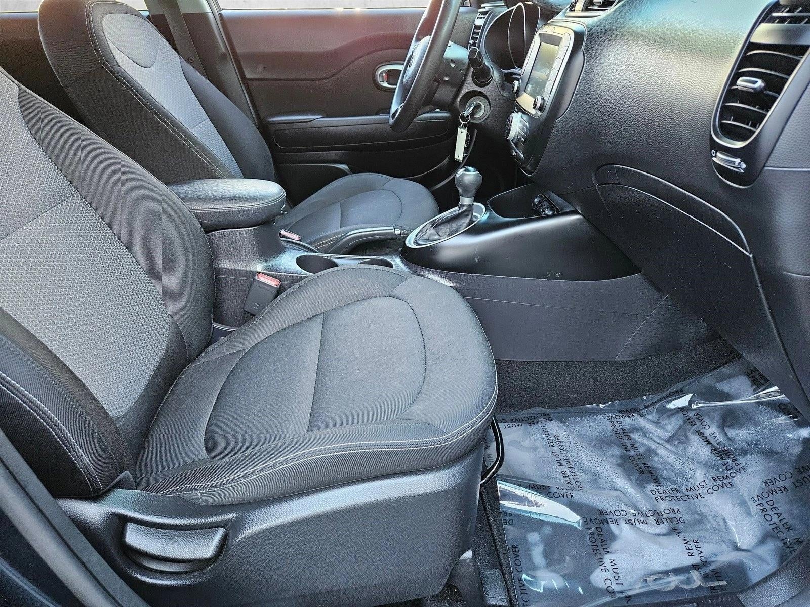 2019 Kia Soul + Auto